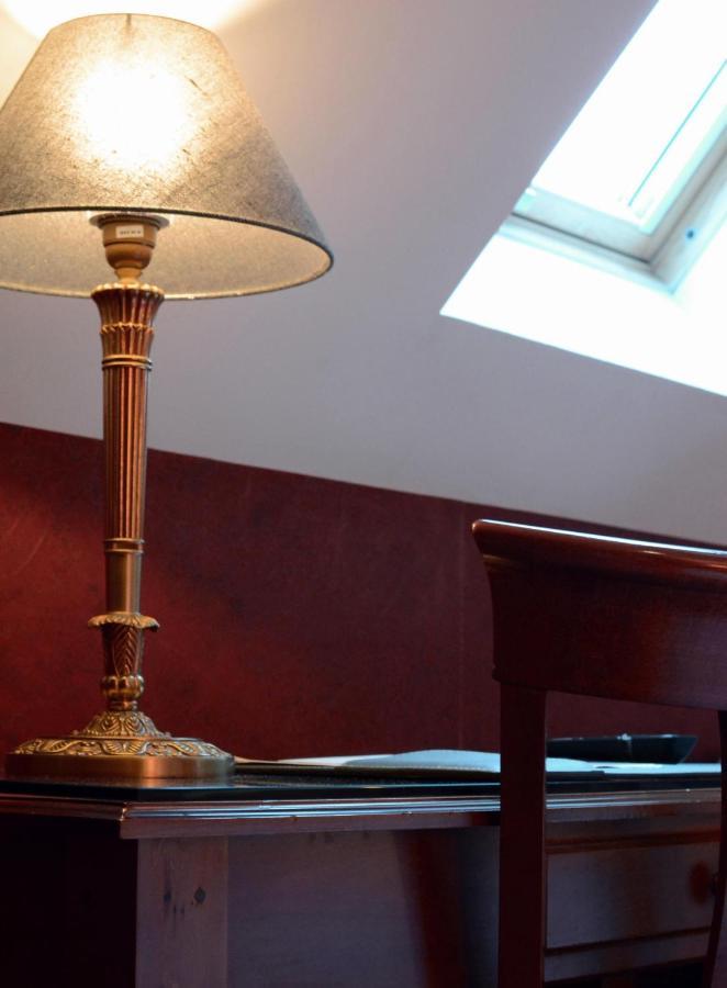 Coq Hotel Montreuil  Luaran gambar
