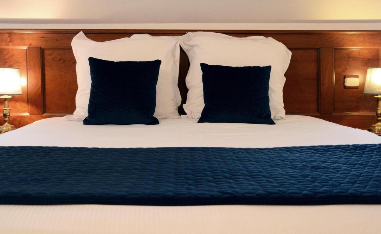 Coq Hotel Montreuil  Luaran gambar