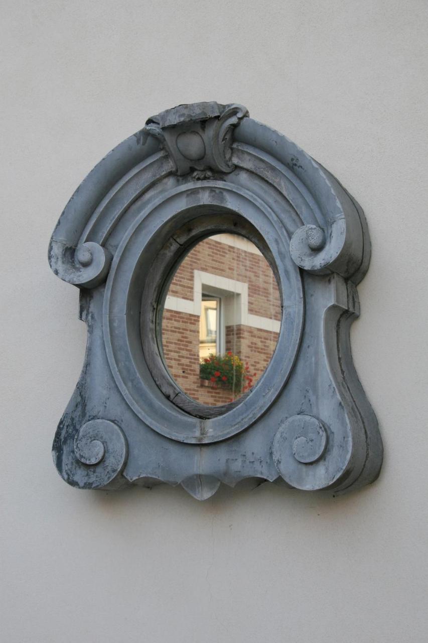 Coq Hotel Montreuil  Luaran gambar
